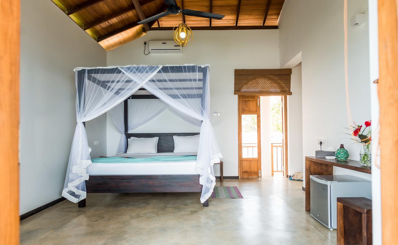 Villa Oceane Mirissa Exterior foto